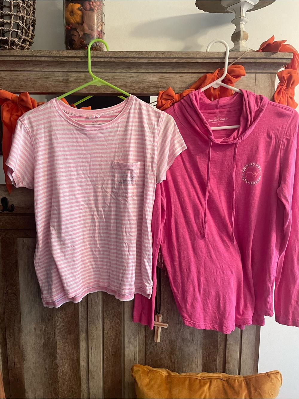 2- VINEYARD VINES T SHIRTS XS/S❤️❤️❤️